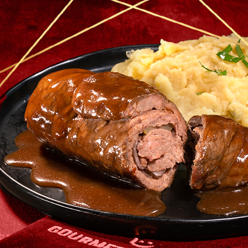Zarte Rinderroulade in Rotweinsauce