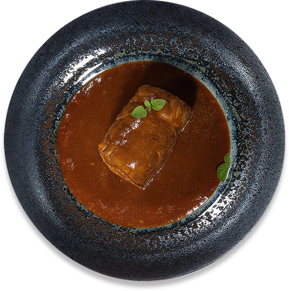 Zarte Rinderroulade in Rotweinsauce