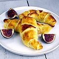 American Rib-Eye-Croissants mit Camembert & Trffel