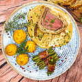 Filet Wellington mit Waldpilzsauce